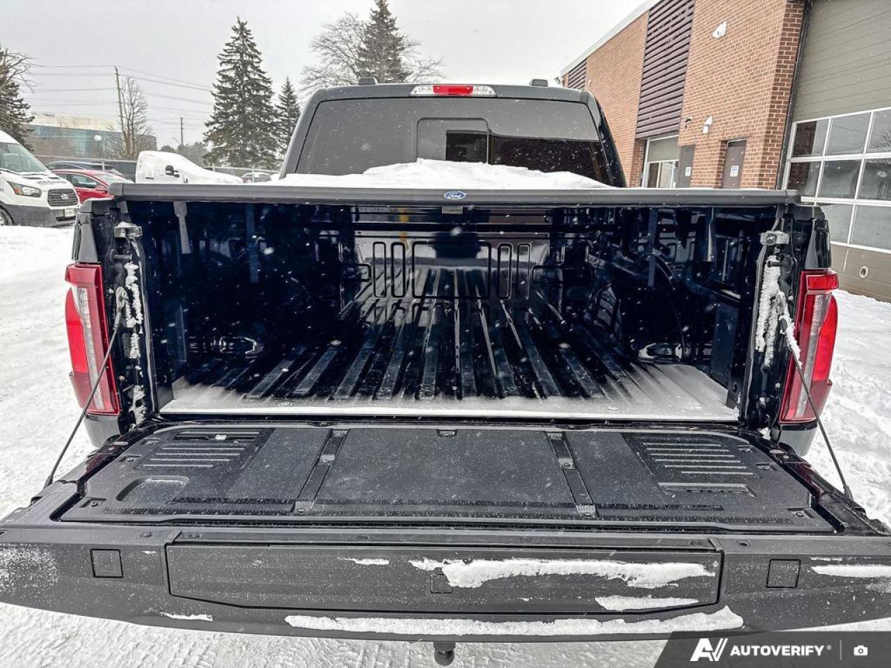 2024 Ford F-150 XLT   LTHR   TRAILER HITCH CLASS IV LTHR   TRAILER Photo