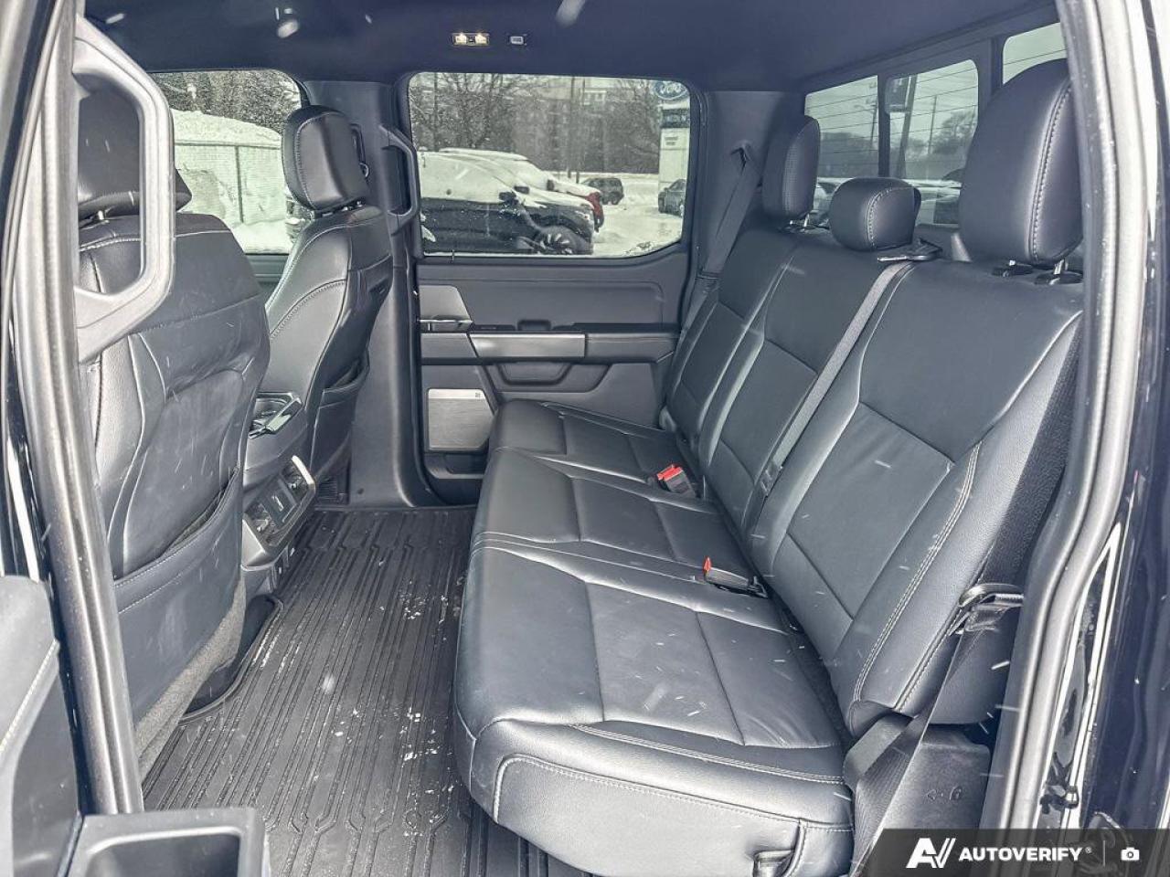 2024 Ford F-150 XLT   LTHR   TRAILER HITCH CLASS IV LTHR   TRAILER Photo