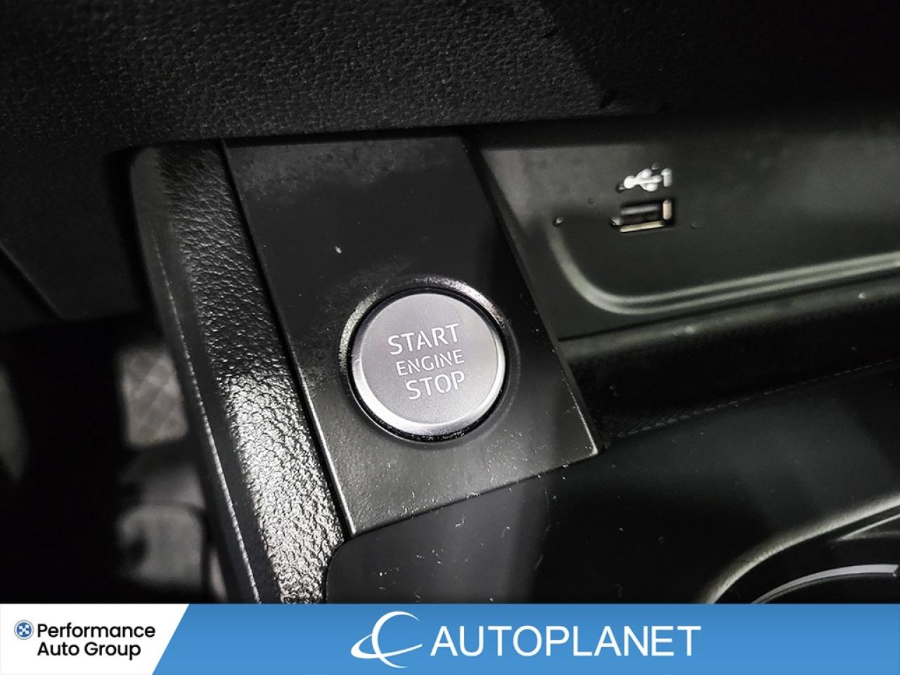 2023 Audi A4 Komfort 45 Quattro, Heated Seats, Sunroof! Photo