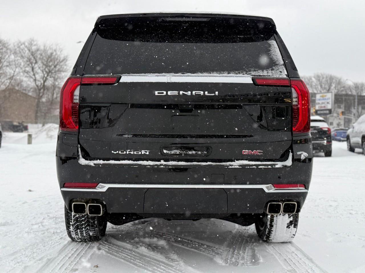 2025 GMC Yukon Denali 4dr 4x4 Photo