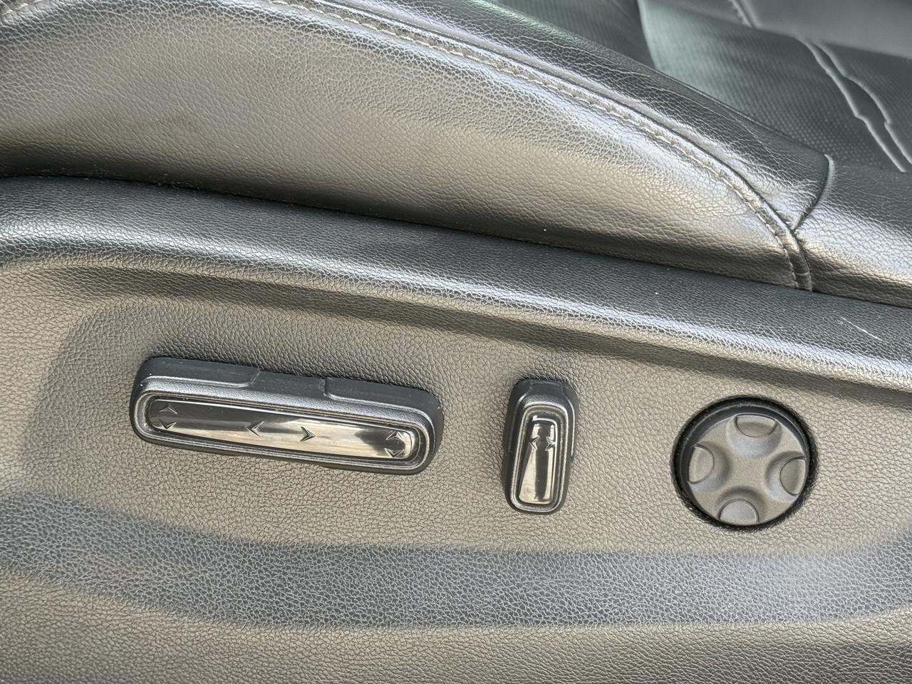 2019 Honda CR-V EX-L AWD   Leather   BSM   Camera   Sunroof Photo