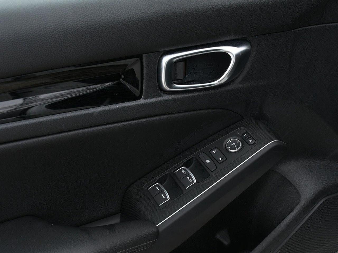 2022 Honda Civic Hatchback Sport Touring Certified   NAVI   Backup Cam   Moon Photo