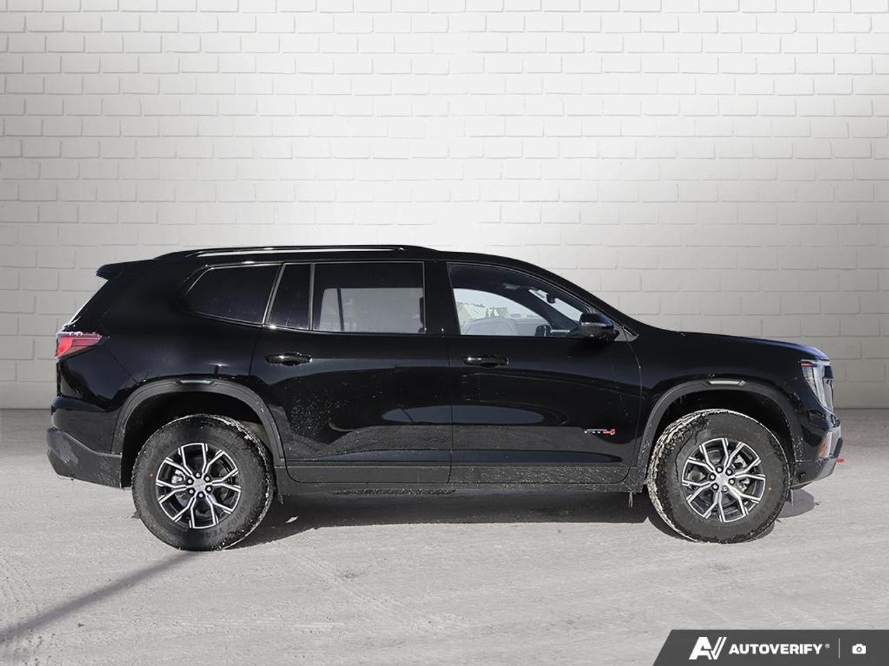 2026 GMC Acadia AWD AT4 Photo