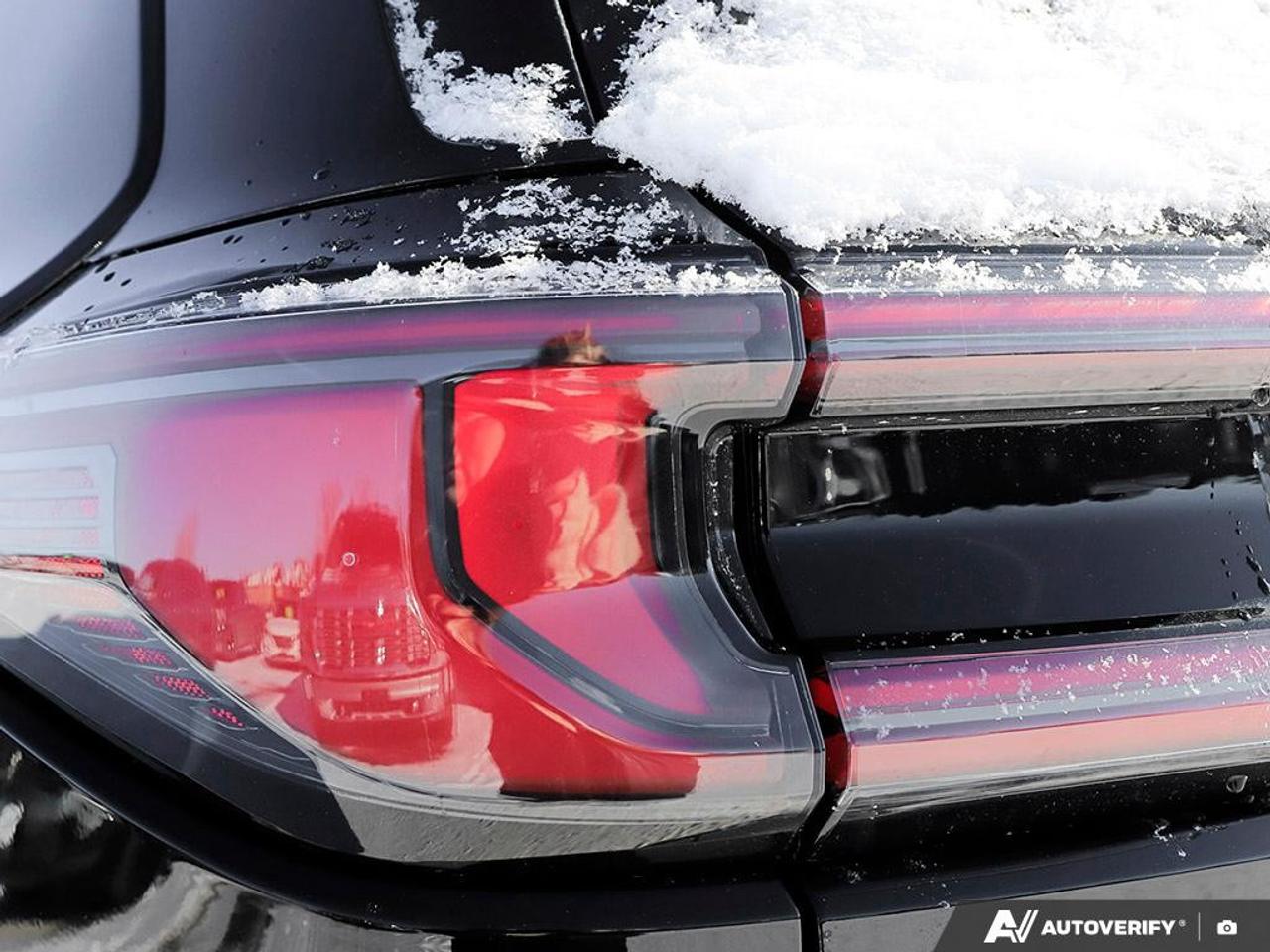 2026 GMC Acadia AWD AT4 Photo