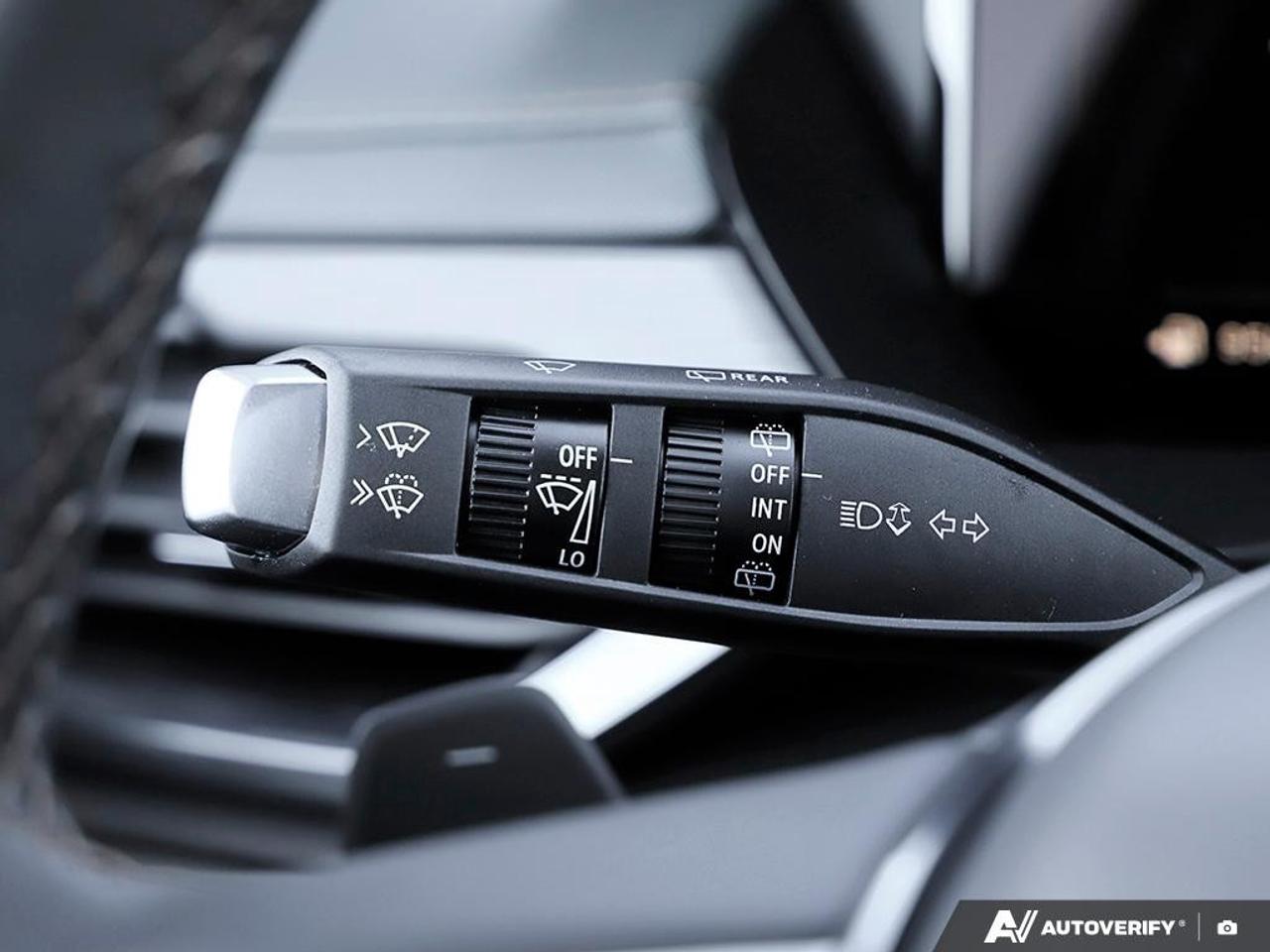 2026 GMC Acadia AWD AT4 Photo