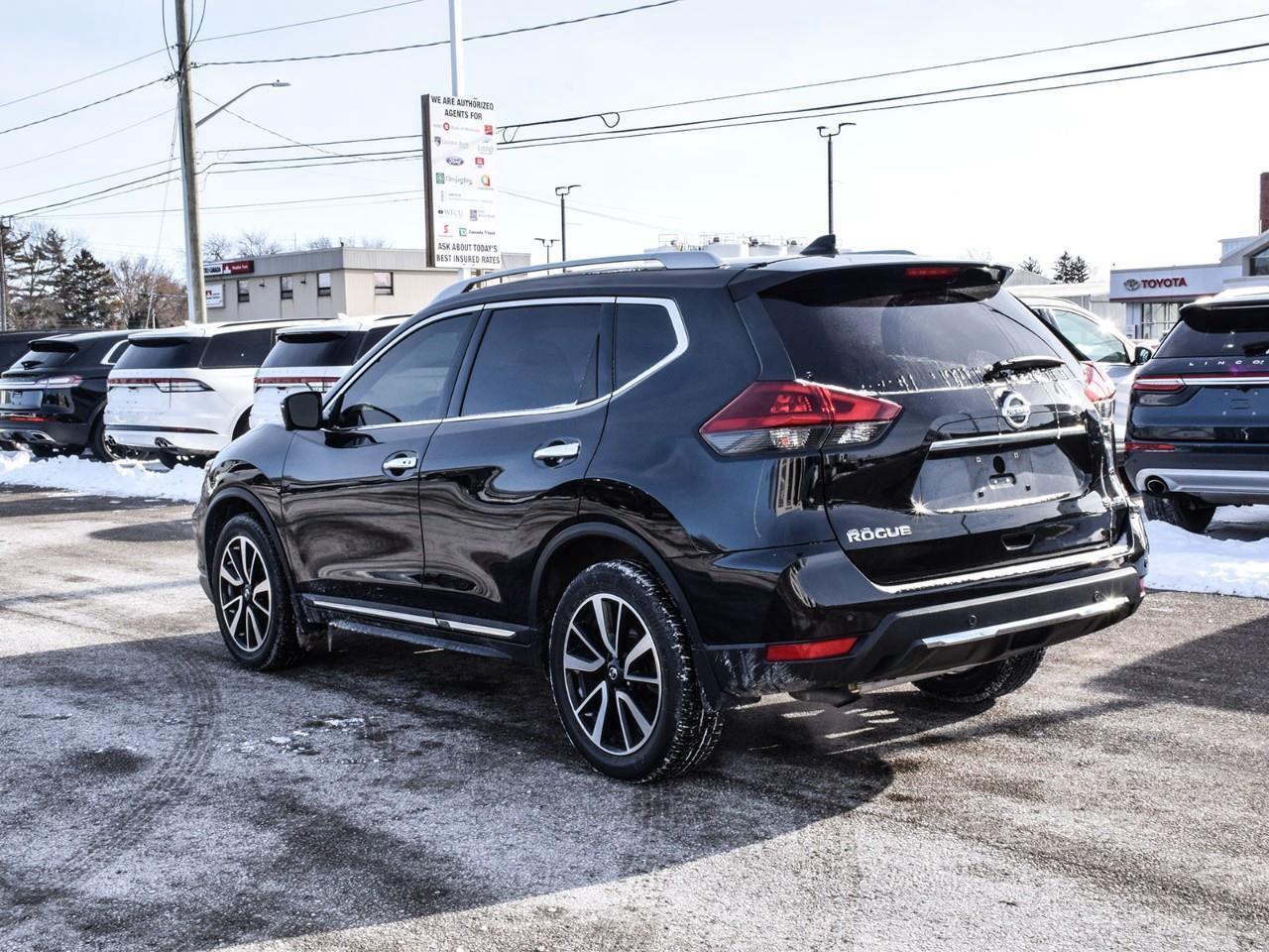 2020 Nissan Rogue SL Photo