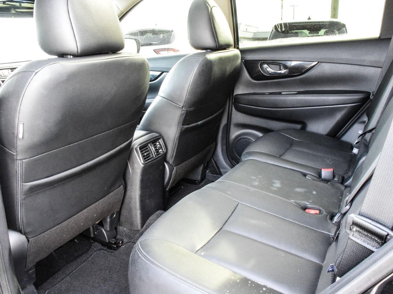 2020 Nissan Rogue SL Photo