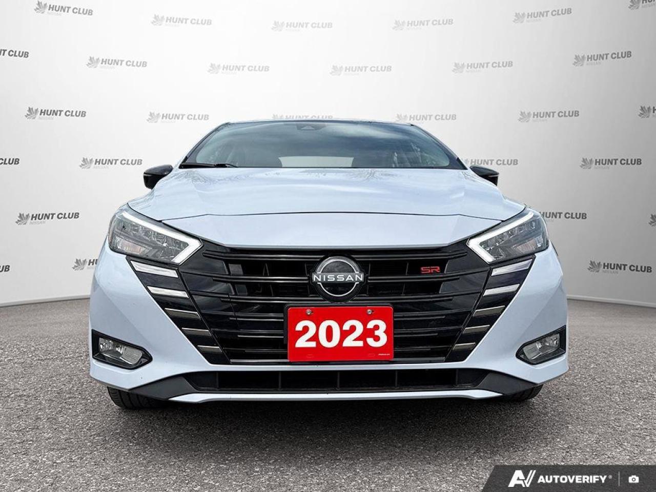 2023 Nissan Versa SR Photo