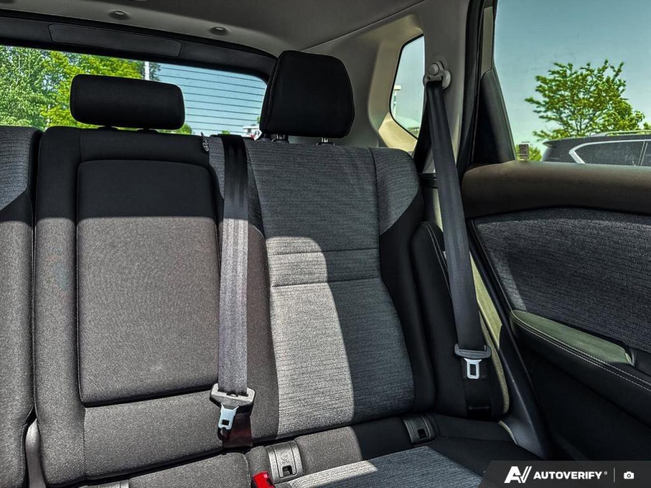 2023 Nissan Rogue SV Photo