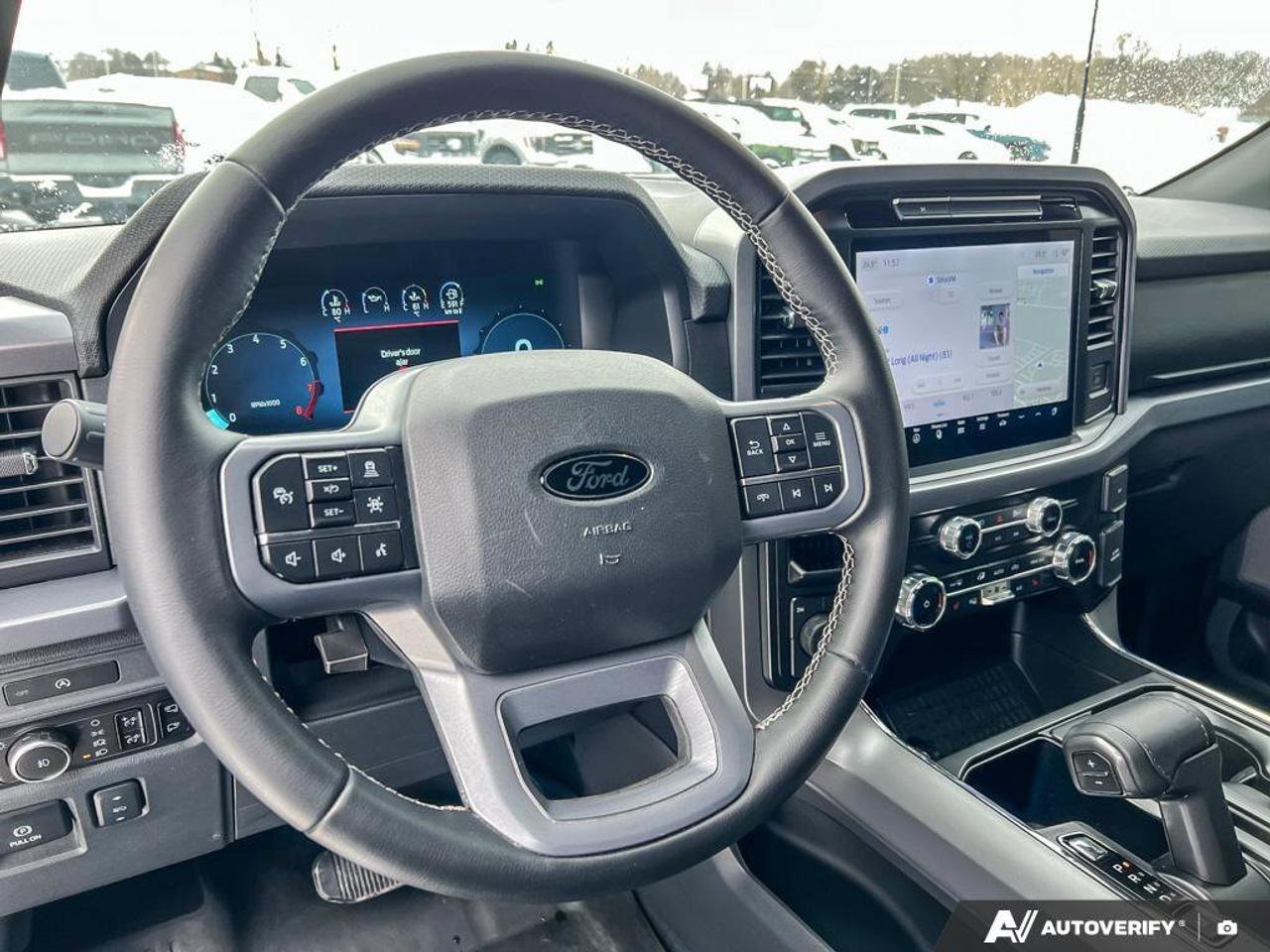 2025 Ford F-150 XLT   ONE OWNER   5.0L V8   LEATHER Photo