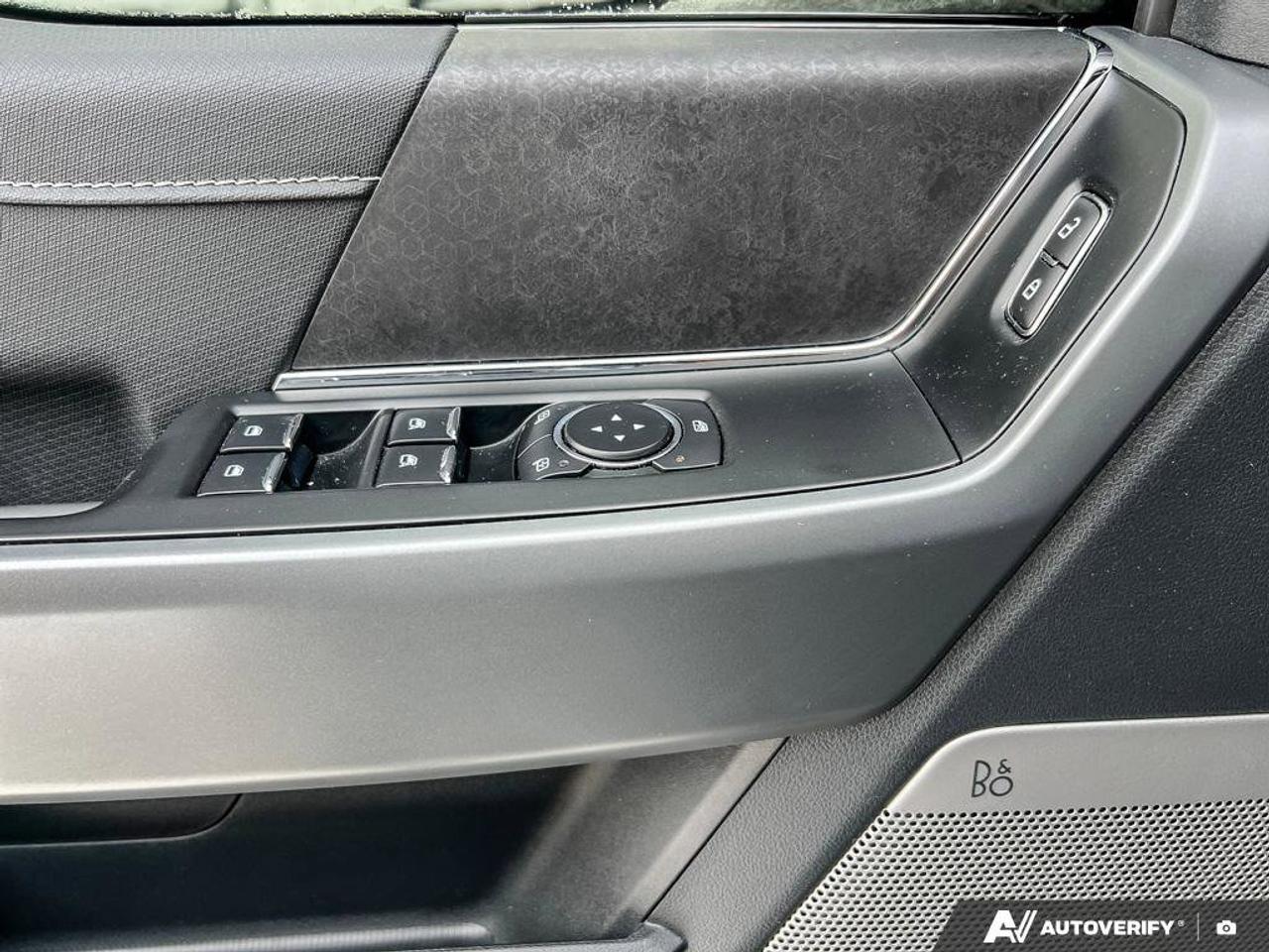 2025 Ford F-150 XLT   ONE OWNER   5.0L V8   LEATHER Photo