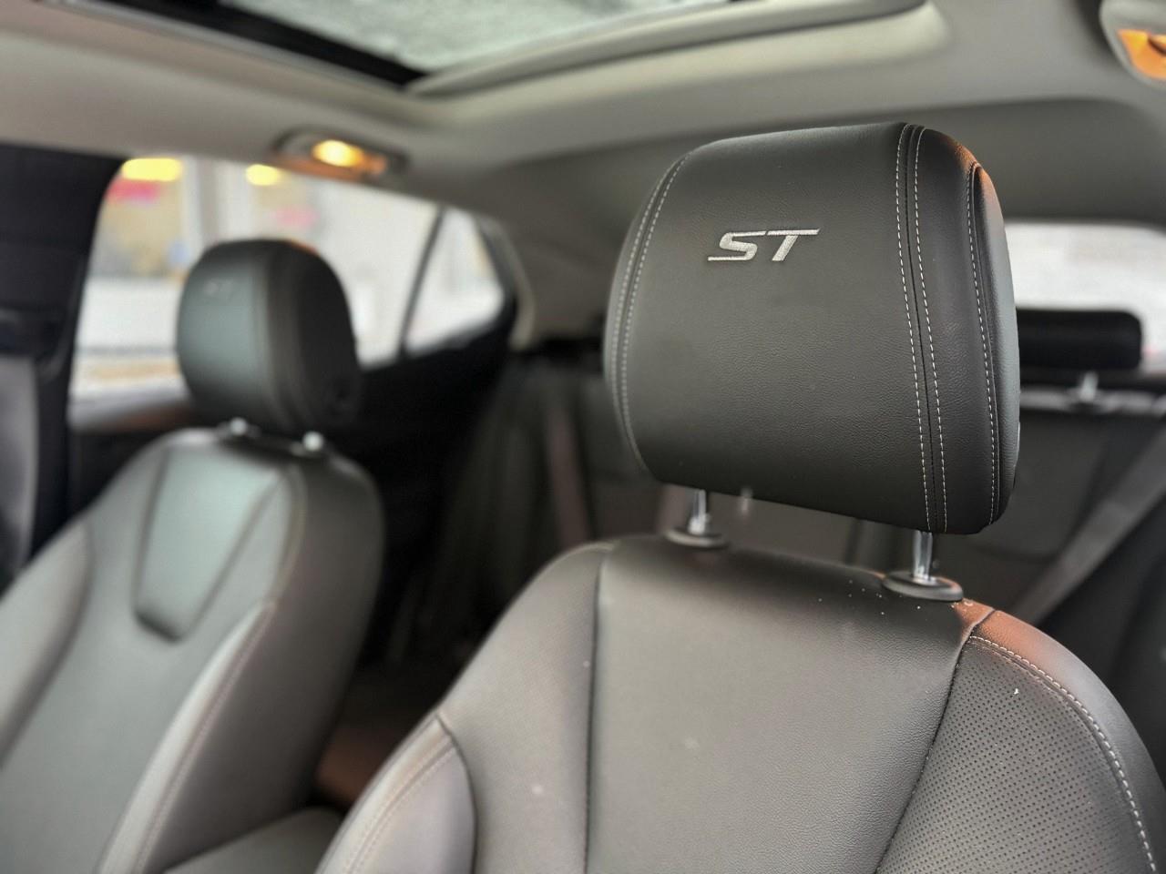 2024 Buick Encore GX Sport Touring 4dr All-Wheel Drive Photo