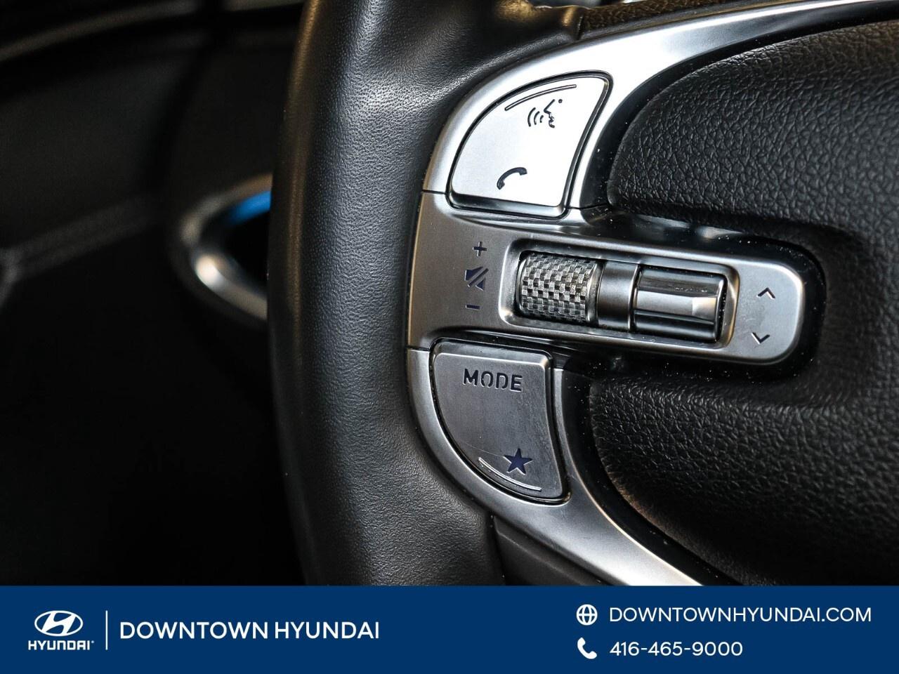 2023 Genesis GV70 2.5T Advanced AWD Photo