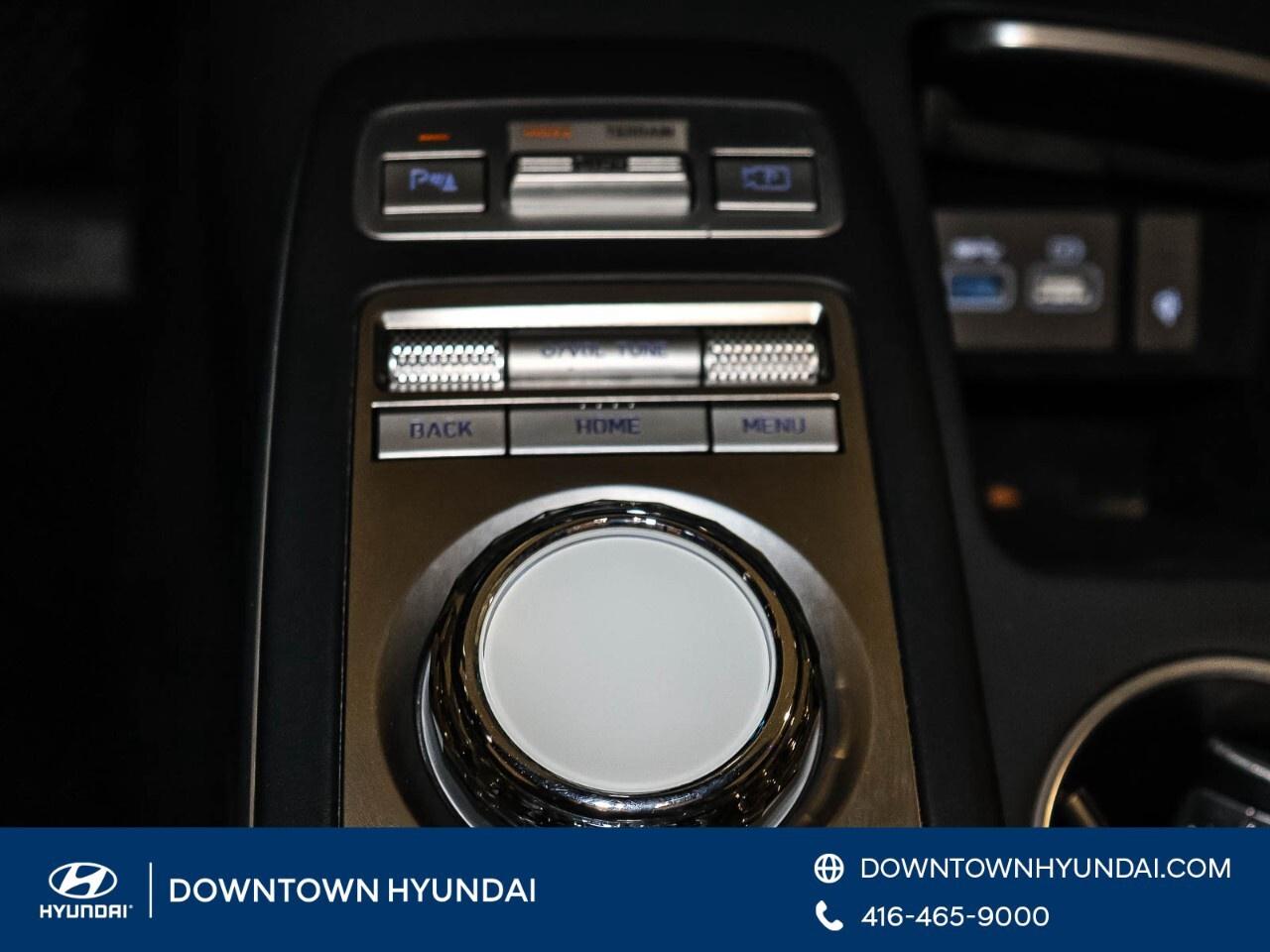 2023 Genesis GV70 2.5T Advanced AWD Photo