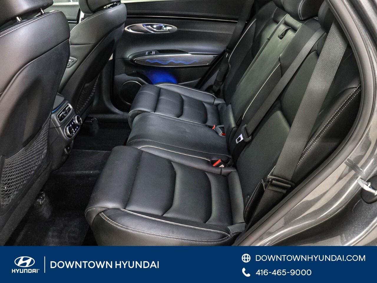 2023 Genesis GV70 2.5T Advanced AWD Photo