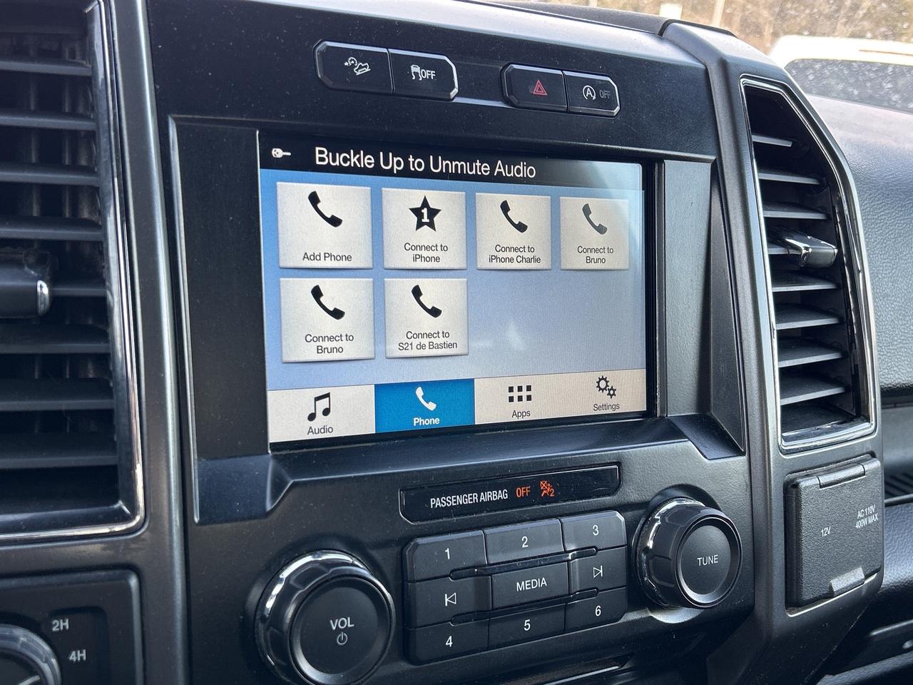 2017 Ford F-150 XLT, CLEAN CARFAX, POWER SEATS, POWER PEDALS! Photo