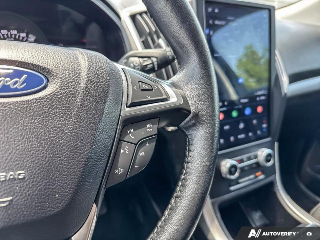 2023 Ford Edge SEL Photo