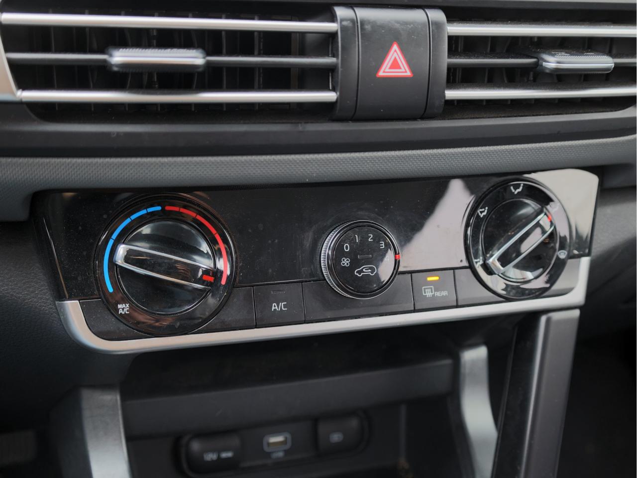 2023 Kia Seltos LX AWD   Blindspot Alert   Htd Seat   Android Auto Photo