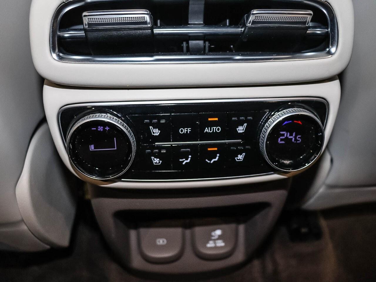 2023 Genesis GV80 3.5T Prestige AWD 7P Photo