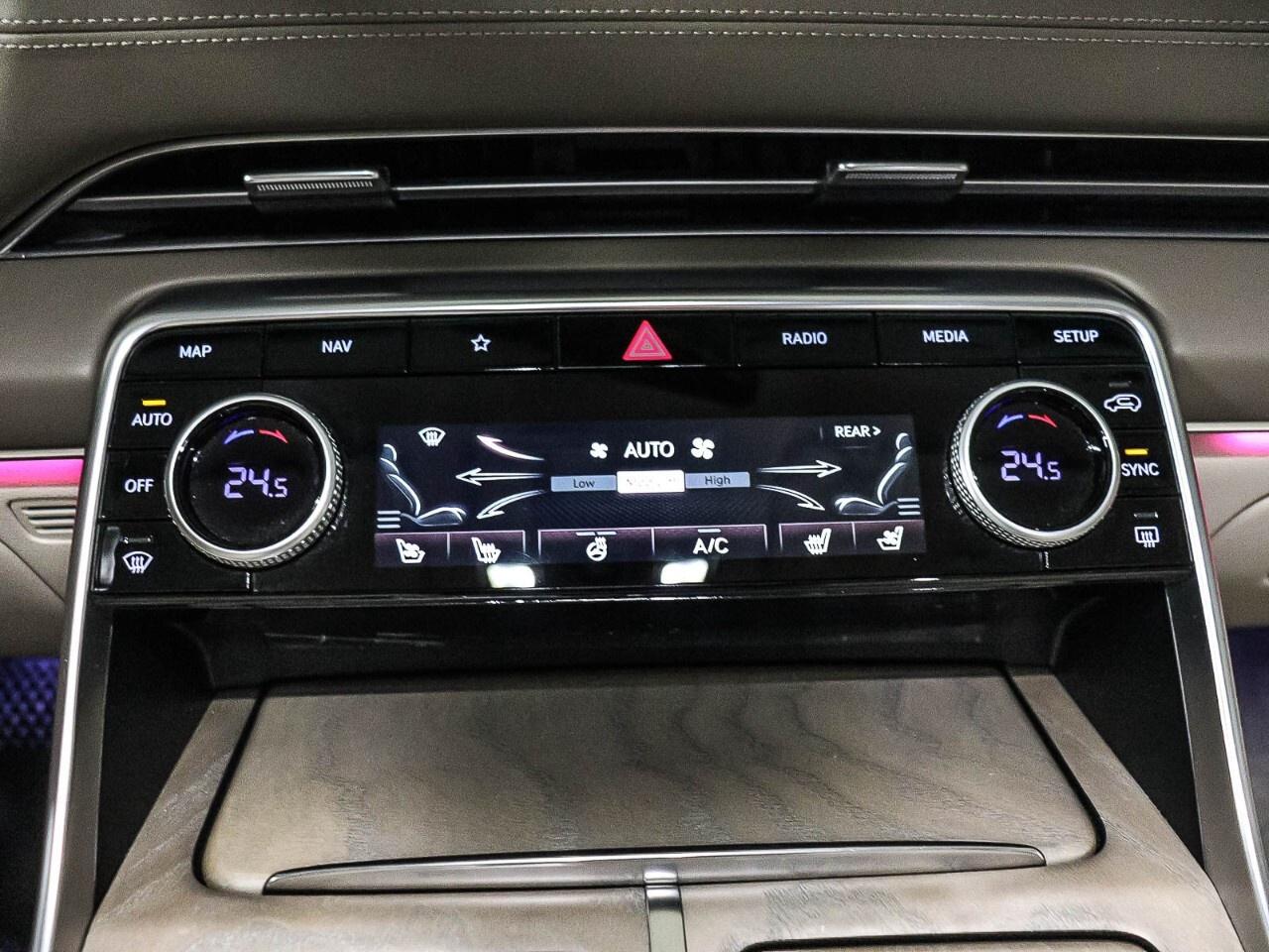 2023 Genesis GV80 3.5T Prestige AWD 7P Photo