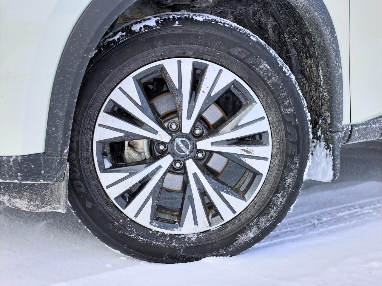 2023 Nissan Rogue SV AWD   Panoramic Roof   Push Start   Htd Seat Photo