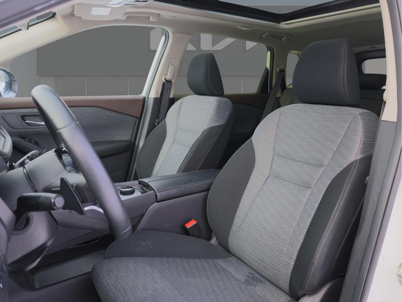 2023 Nissan Rogue SV AWD   Panoramic Roof   Push Start   Htd Seat Photo