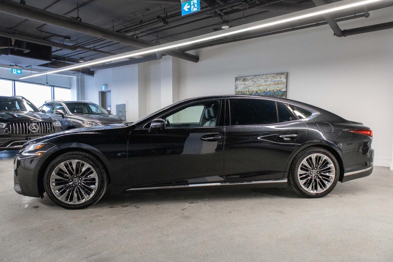 2018 Lexus LS 500 Luxury Pkg Dealer Serviced Welcome Trades Photo3