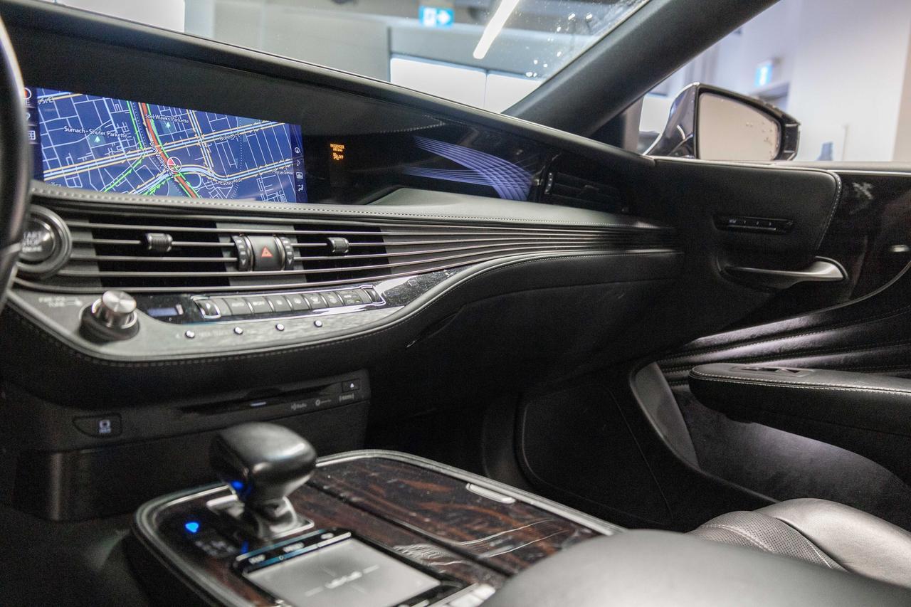 2018 Lexus LS 500 Luxury Pkg Dealer Serviced Welcome Trades Photo