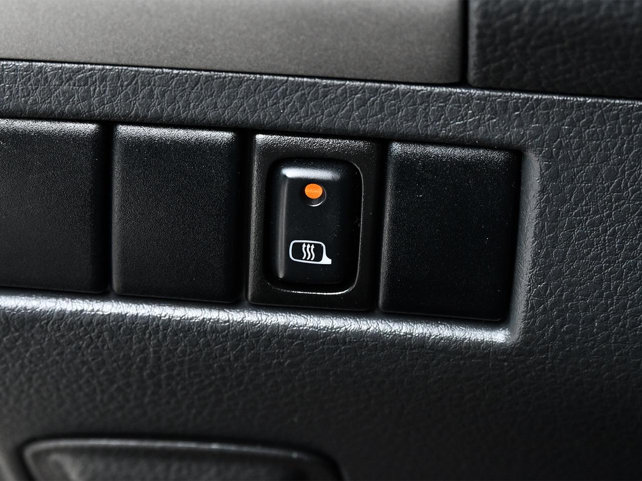 2005 Suzuki Aerio ~ONLY 94,000 KM ~Suzuki Reliability ~Very Clean! Photo