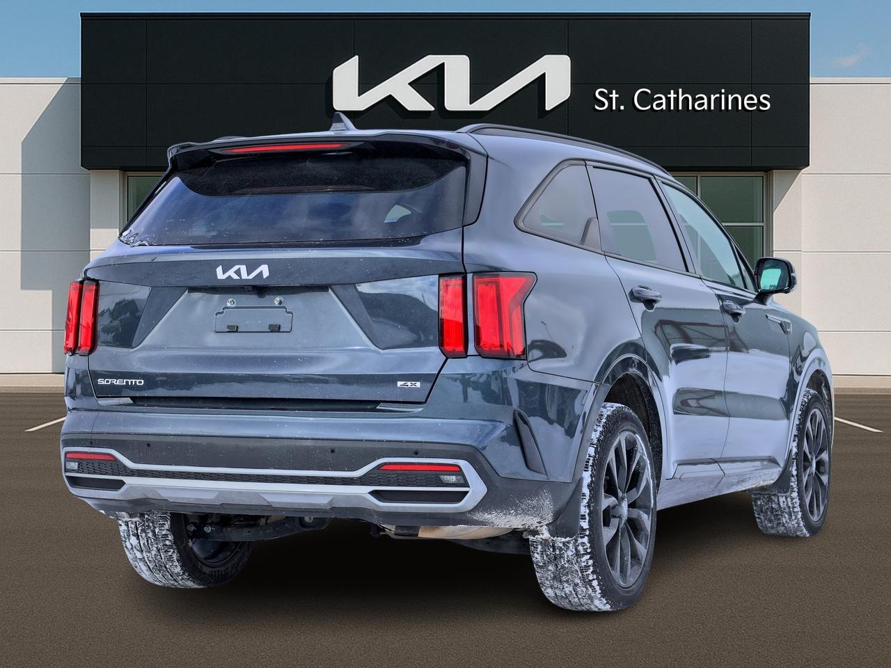 2023 Kia Sorento SX AWD   Navigation   Ventilated Seat   Leather Photo