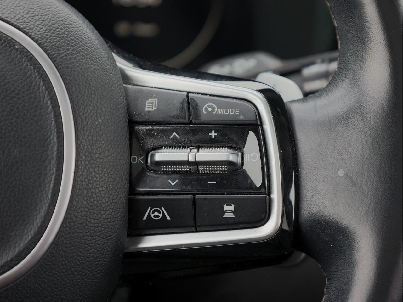 2023 Kia Sorento SX AWD   Navigation   Ventilated Seat   Leather Photo