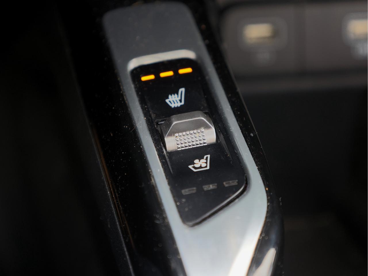 2023 Kia Sorento SX AWD   Navigation   Ventilated Seat   Leather Photo