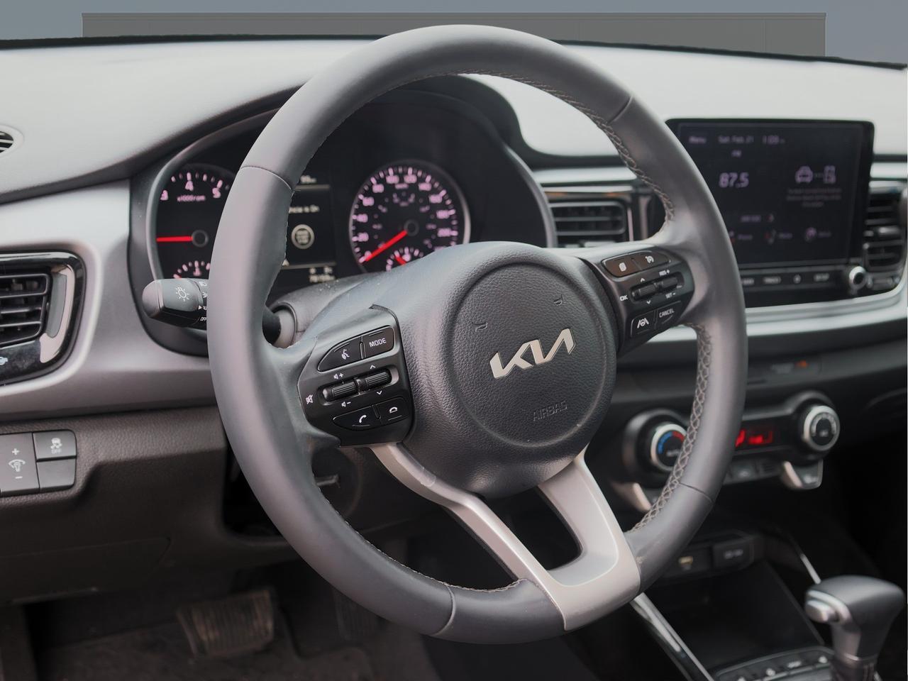 2023 Kia Rio 5-door EX Premium   Climate Ctrl   Sunroof   Safety Tech Photo