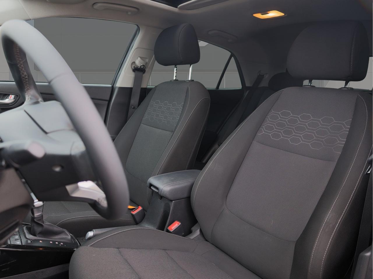 2023 Kia Rio 5-door EX Premium   Climate Ctrl   Sunroof   Safety Tech Photo