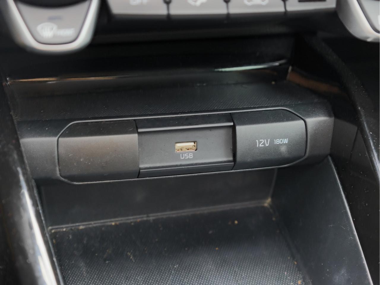 2023 Kia Rio 5-door EX Premium   Climate Ctrl   Sunroof   Safety Tech Photo