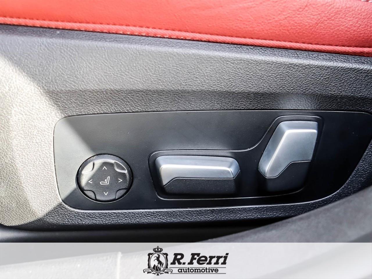 2023 BMW 330 i xDrive 4dr All-Wheel Drive Sedan Photo