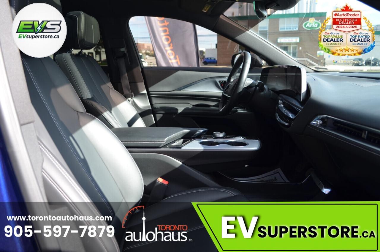 2024 Cadillac LYRIQ 600 E4 AWD I TECH PACKAGE Photo