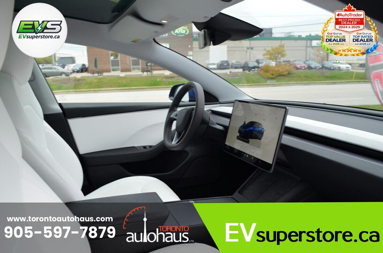 2025 Tesla Model 3 WHITE INT I AWD I OVER 100 TESLAS EVSUPERSTORE.CA Photo