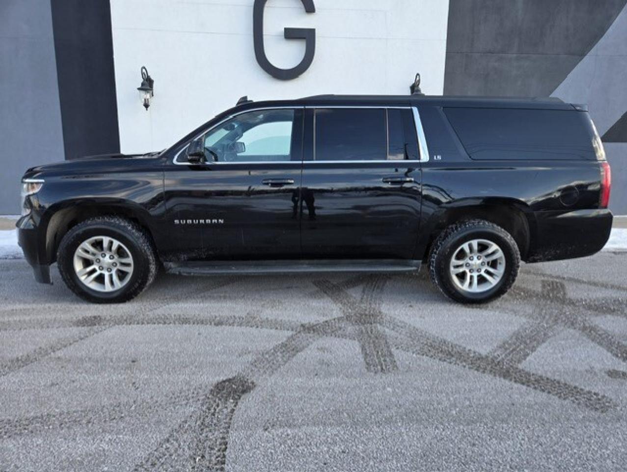 2015 Chevrolet Suburban LS 4WD **8 PASSENGER-CAMERA-1 OWNER-CERTIFIED* Photo