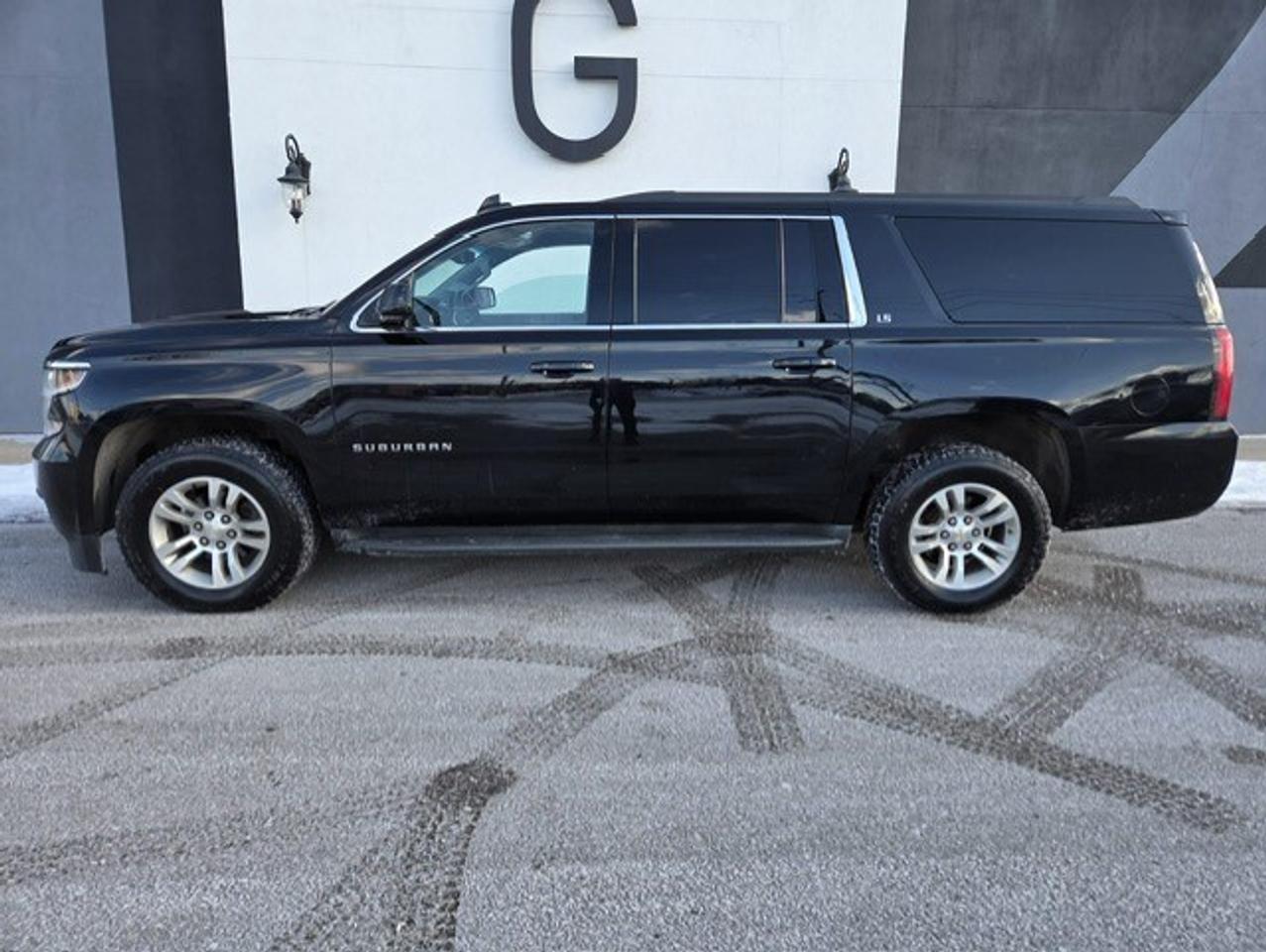 2015 Chevrolet Suburban LS 4WD **8 PASSENGER-CAMERA-1 OWNER-CERTIFIED* Photo