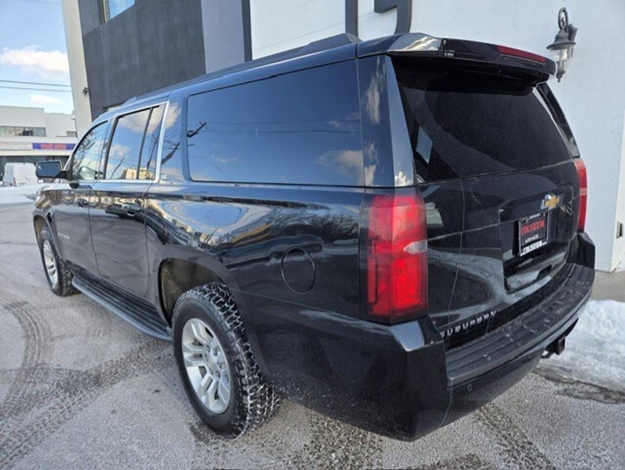 2015 Chevrolet Suburban LS 4WD **8 PASSENGER-CAMERA-1 OWNER-CERTIFIED* Photo