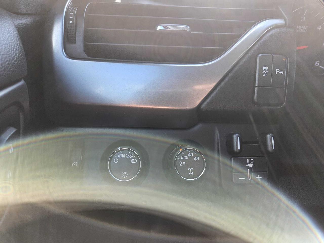 2015 Chevrolet Suburban LS 4WD **8 PASSENGER-CAMERA-1 OWNER-CERTIFIED* Photo