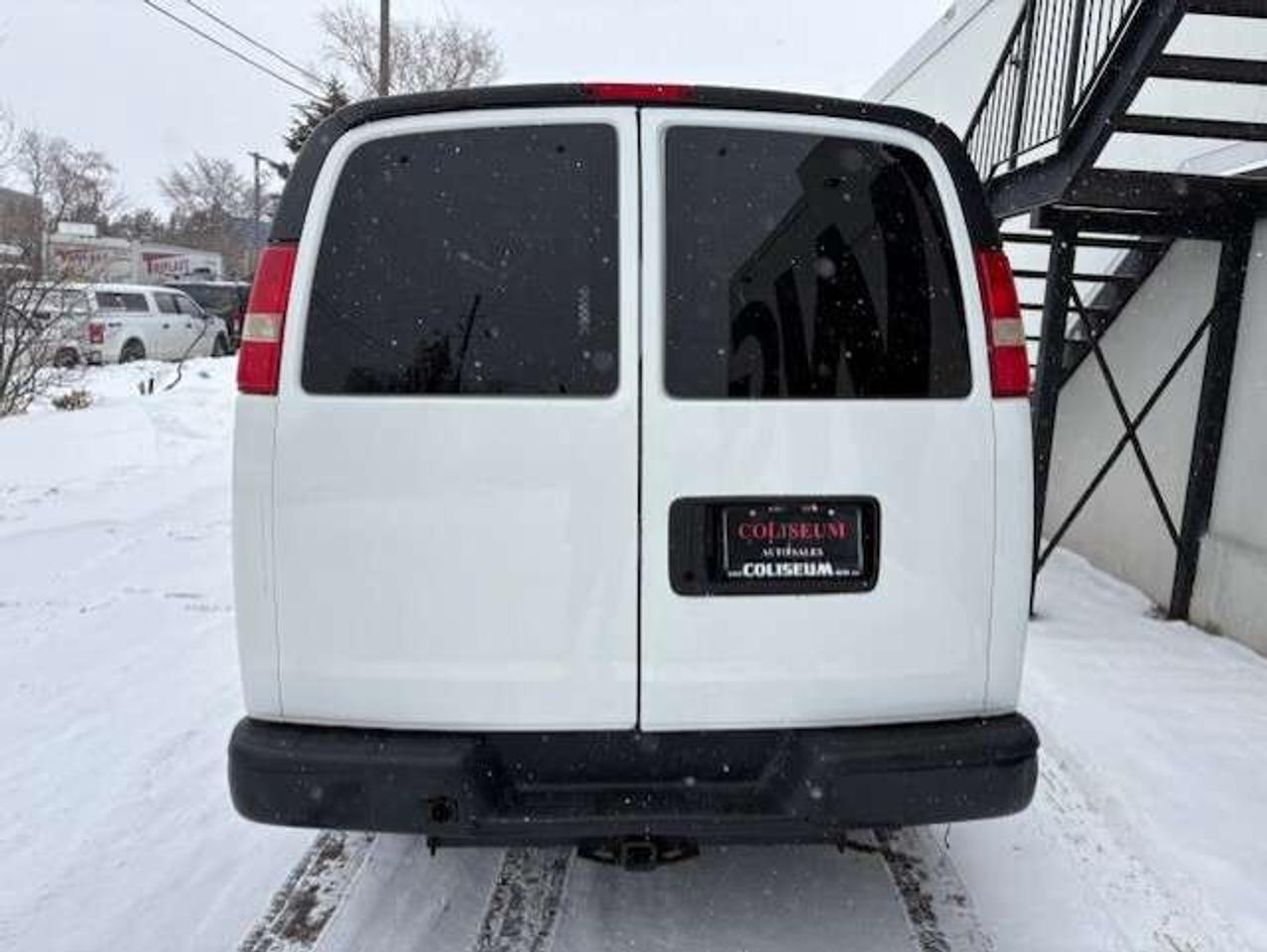 2012 Chevrolet Express 3500 3500 6.6L DURAMAX DIESEL-NEW INJECTORS/PUMP-FILTER Photo