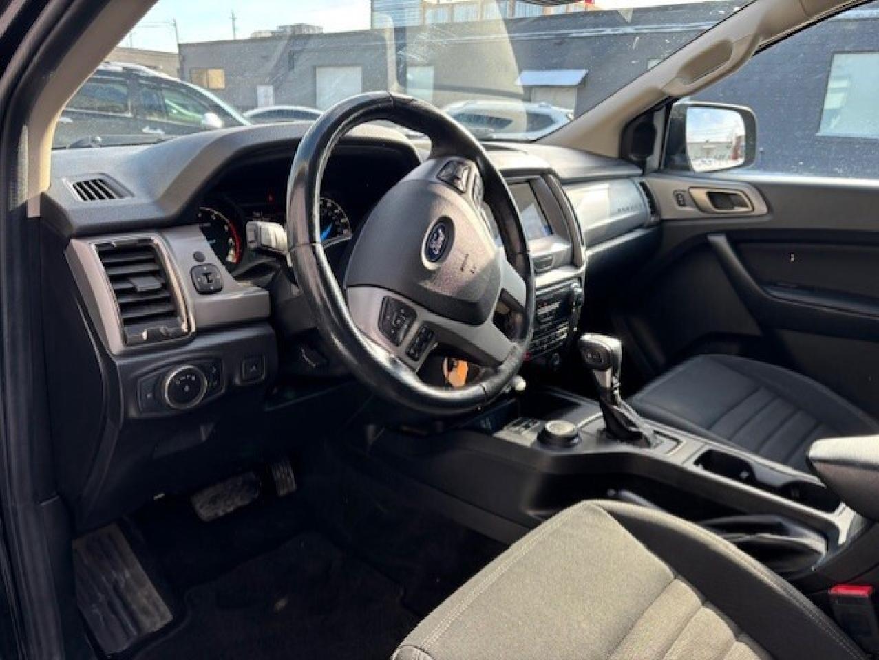 2023 Ford Ranger XLT 4WD SuperCrew 5' Box *CAMERA-HEATED SEATS-CAP* Photo