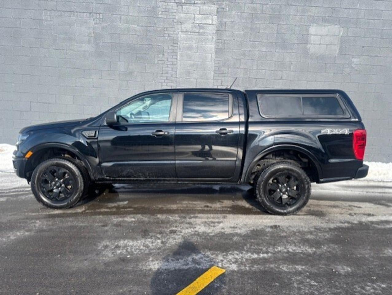 2023 Ford Ranger XLT 4WD SuperCrew 5' Box *CAMERA-HEATED SEATS-CAP* Photo