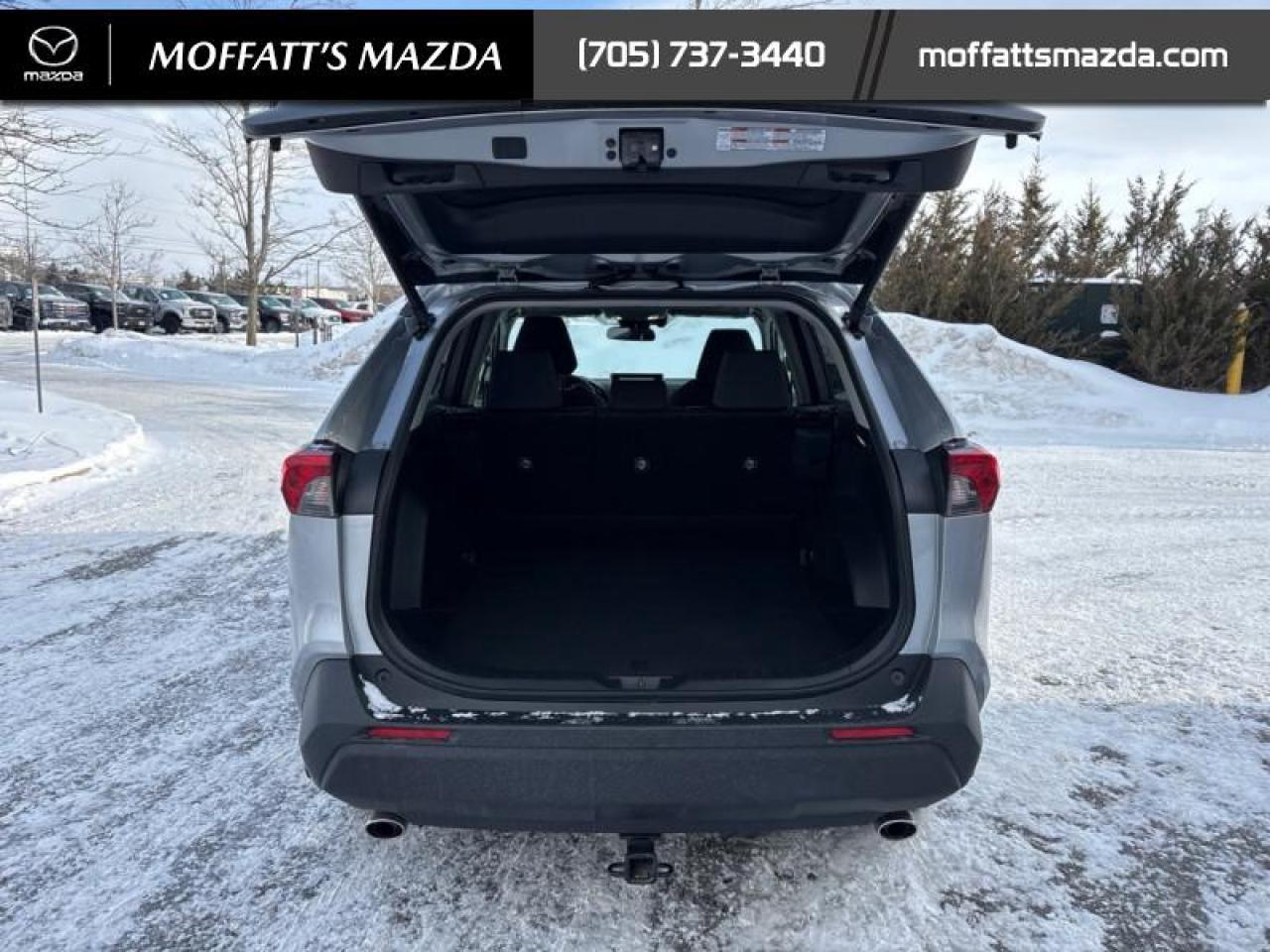 2025 Toyota RAV4 XLE Photo