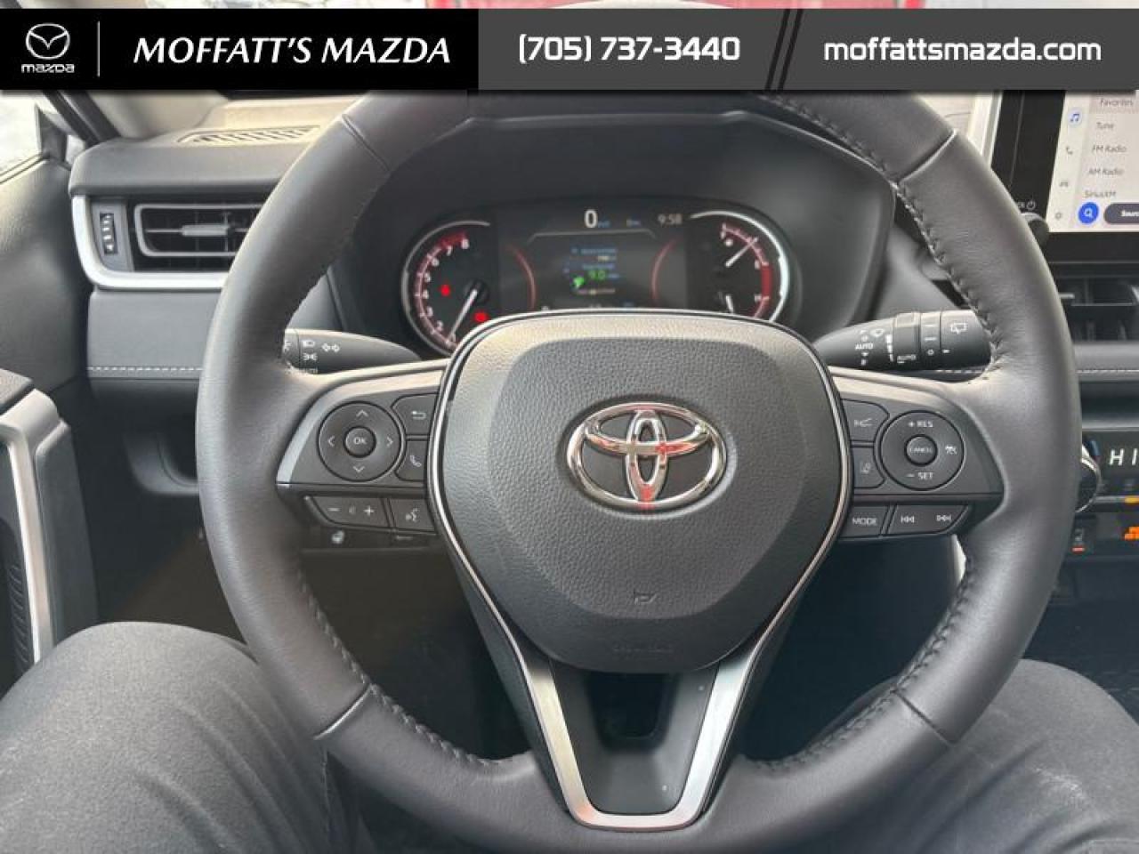 2025 Toyota RAV4 XLE Photo