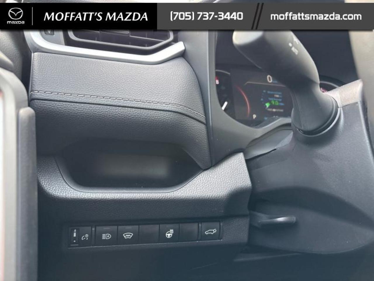 2025 Toyota RAV4 XLE Photo