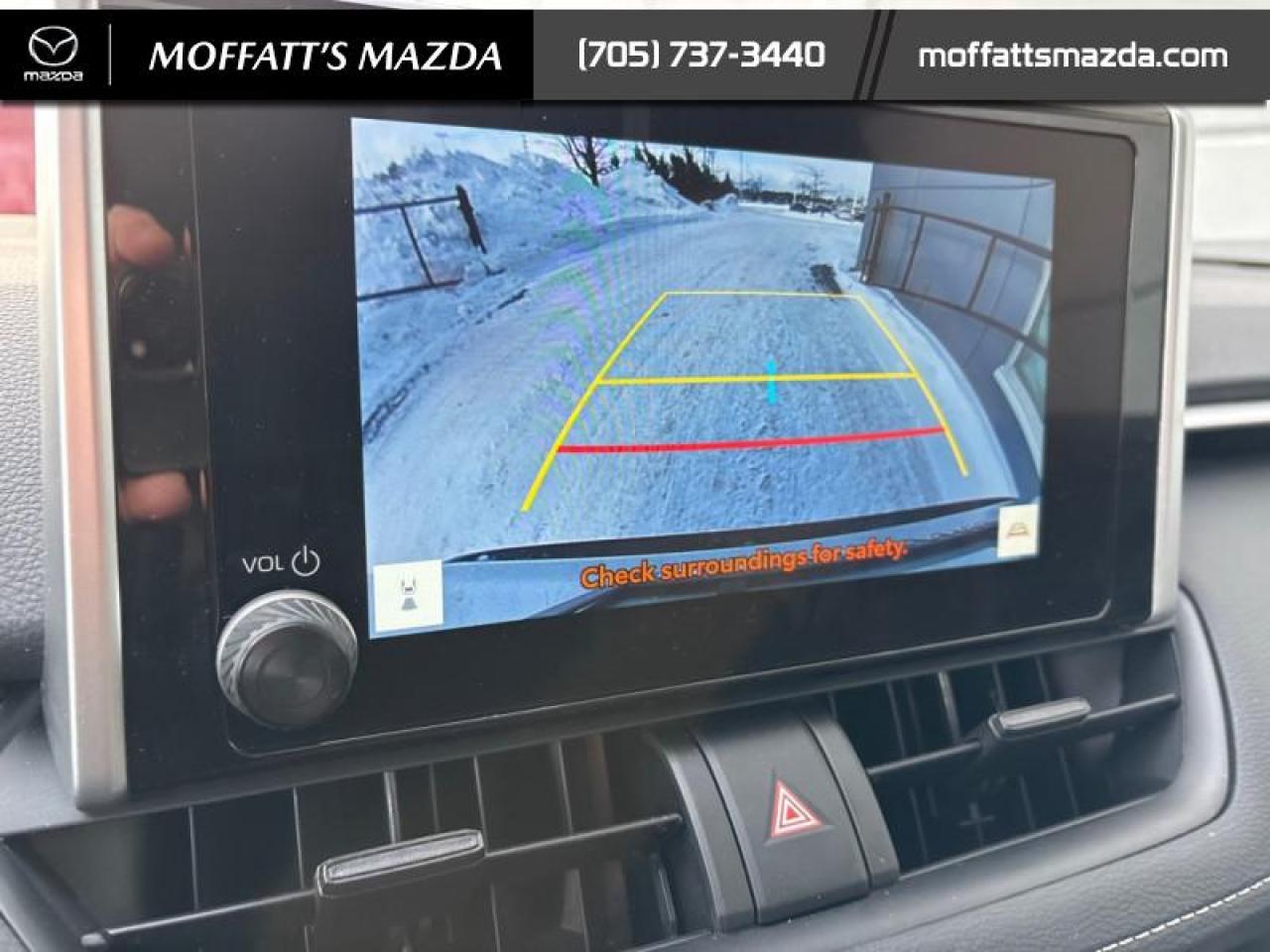 2025 Toyota RAV4 XLE Photo