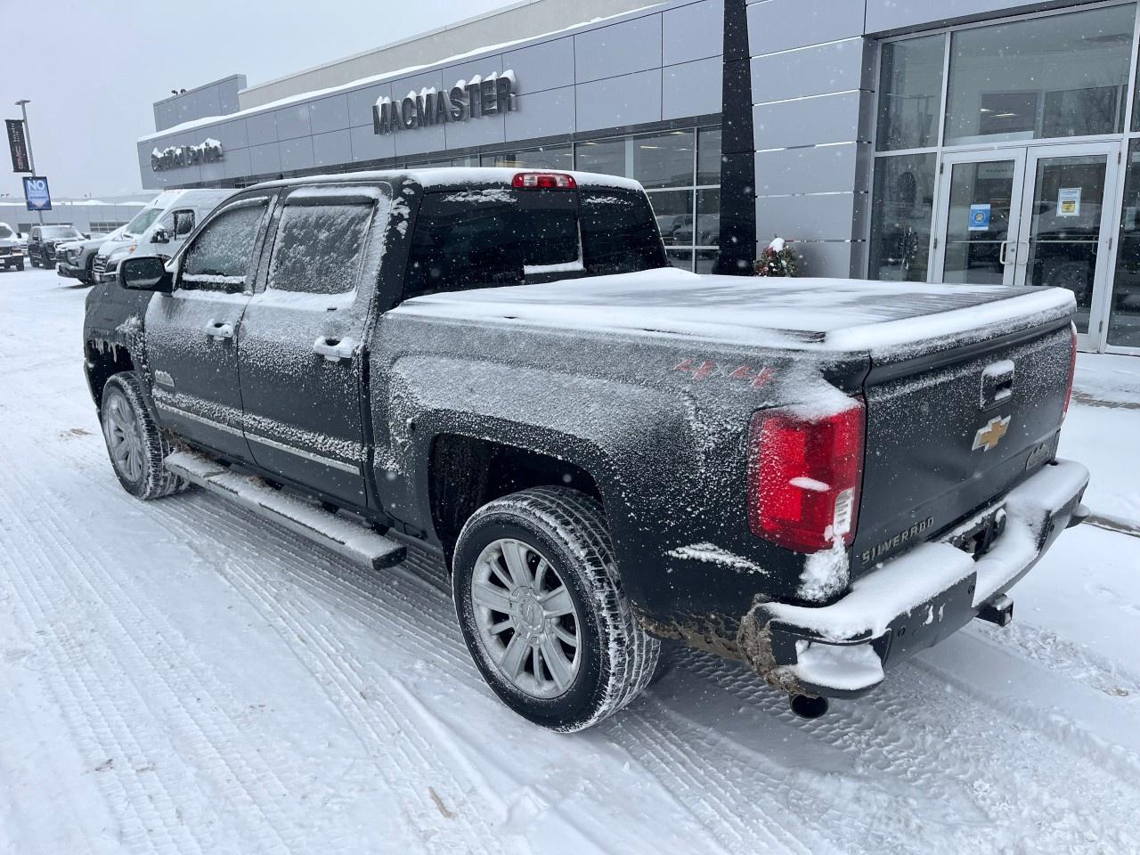 2018 Chevrolet Silverado 1500 Crew Cab Short Box 4-Wheel Drive High Country Photo